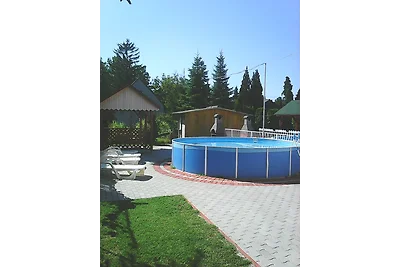 E 271 -Ferienhaus mit WLan und Pool