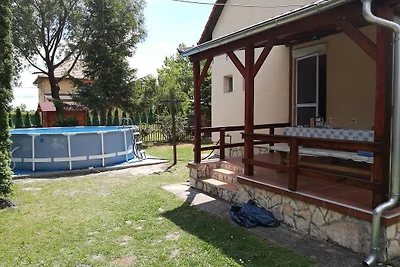E 315 - Ferienhaus mit Pool