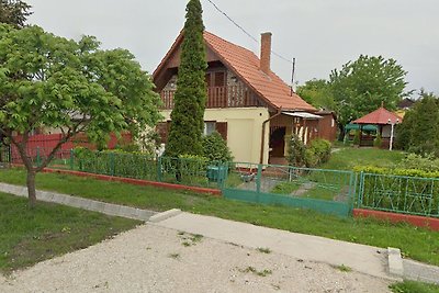 E 242 - Ferienhaus in ruhiger Lage