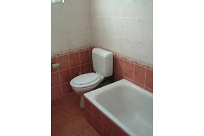 E 271 -Ferienhaus mit WLan und Pool
