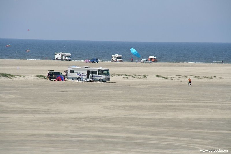 Lakolk Beach - Nordeuropas breiteste 1 km x 13 km. Parkplatz nur 10 Meter vom Meer entfernt