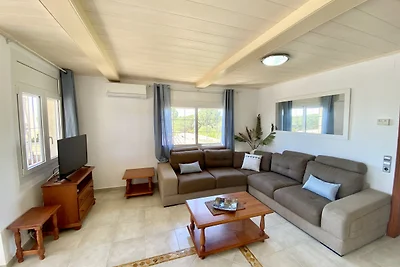 Villa Sandalia