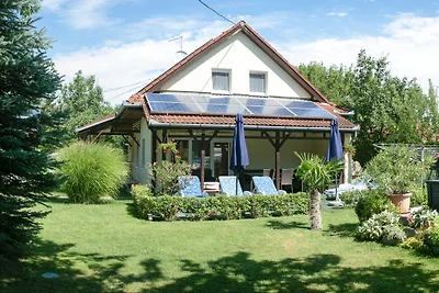 Ferienhaus Csorba mit Klima & Pools