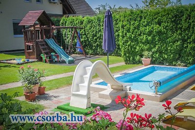 Ferienhaus Csorba mit Klima & Pools