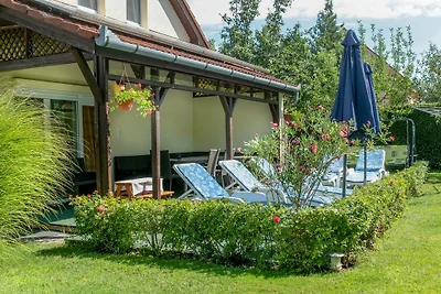 Ferienhaus Csorba mit Klima & Pools