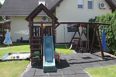 Ferienhaus Csorba mit Klima & Pools