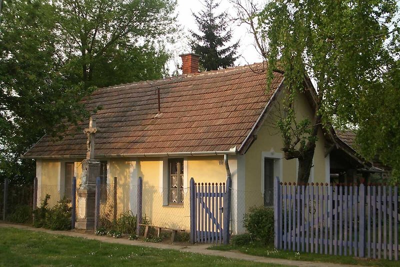 Ferienhaus von der Straßenseite