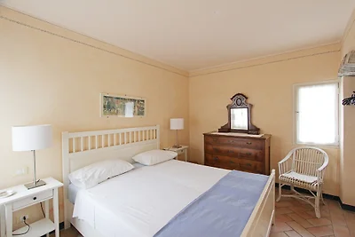 Casa Marsilva, im Dorfkern,nähe See