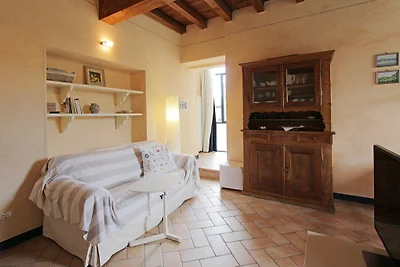 Casa Marsilva, im Dorfkern,nähe See