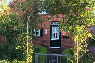 Wunderschönes, liebevoll eingerichtetes Landarbeiterhaus in Rysum