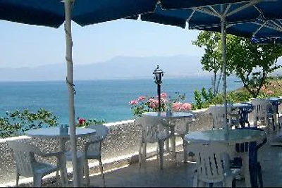 RUHIGES KLEINES STRAND HOTEL ZYPERN