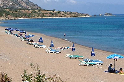 RUHIGES KLEINES STRAND HOTEL ZYPERN