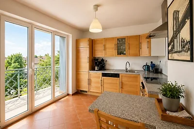 Sunny holiday apartment 3 rooms 100 sqm
