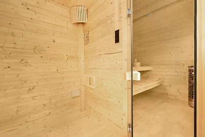 Casa Kurnik / Domyslow