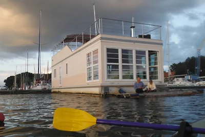 HAUSBOOT LAGOON