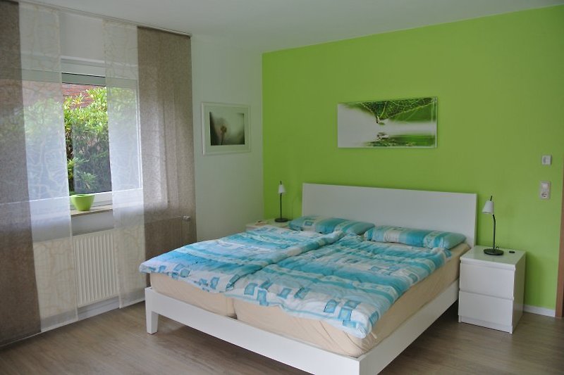 Schlafzimmer,neu+modern renoviert