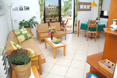 Kissonerga Appartment B