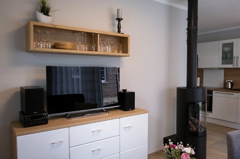 Wohnzimmer Smart-TV & HIFI-Anlage