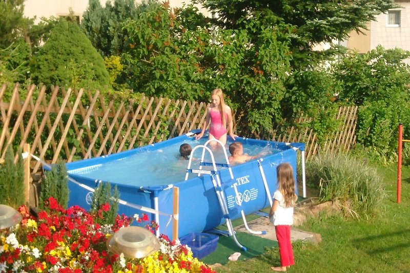 Unser Pool für die Kinder