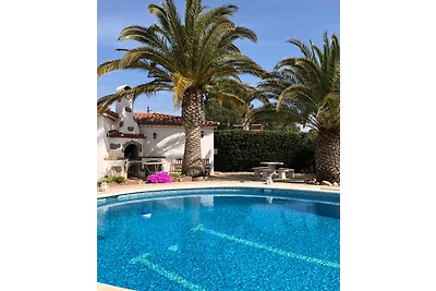 Poolvilla Flores mit Poolheizung