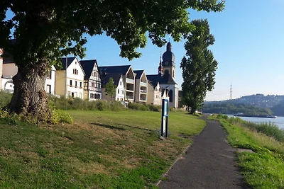 klimatisierte Dachgeschosswohnung