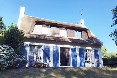 Reetdachhaus KRIER mit Garten
