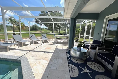 Patricks Villa, Naehe Orlando