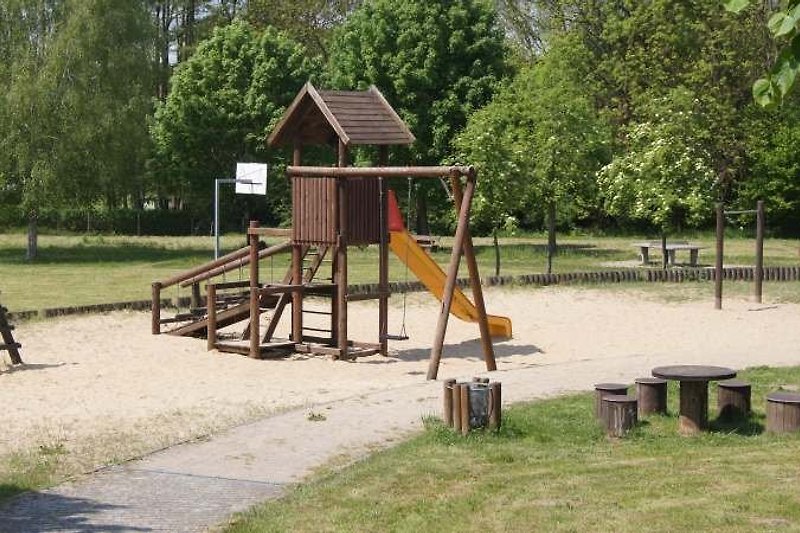 Spielplatz Klein Nemerow