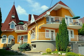 Ferienhaus &amp; Ferienwohnung am Balaton Nordufer