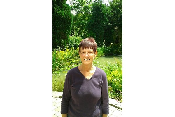 Frau K. Riemer Frau K. Riemer