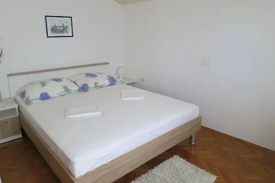apartment-Gisela