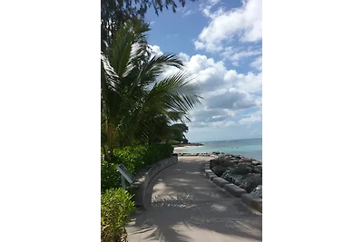 Villa Mango (Sunset Crest 208)