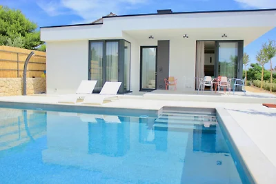 Villa Sunny Garden *****