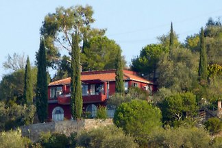 Villa Rossa avec vue sur la mer