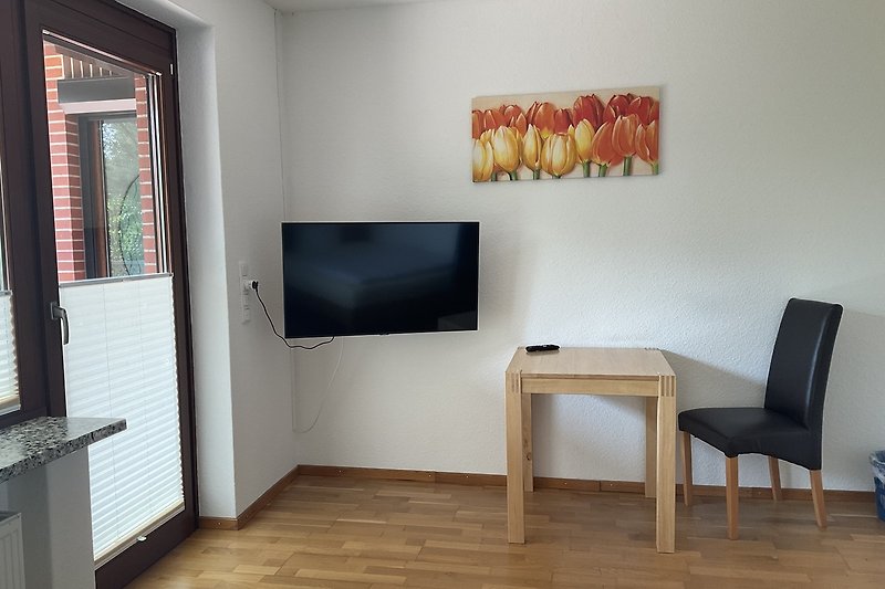 Doppelzimmer mit Terassenzugang und Smart-'TV