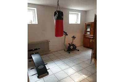 Saunabereich/Fitnessraum Saunabereich/Fitnessraum