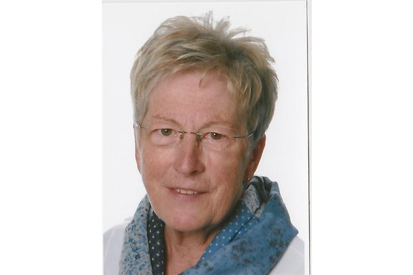 Sig.ra M. Paasch Sig.ra M. Paasch
