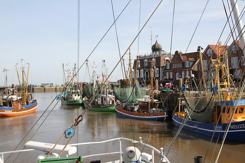 Hafen Neuharlingersiel