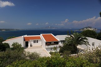 VILLA MELTEMI
