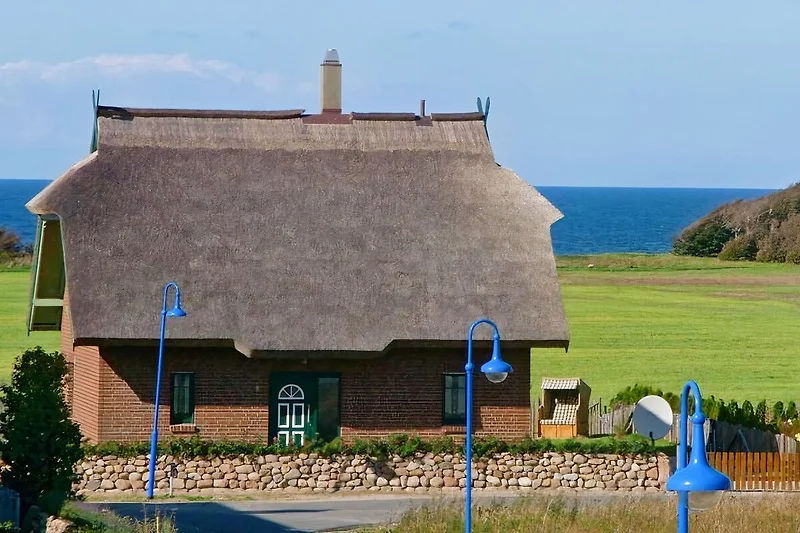 HUISZICHT OP DE OOSTZEE
