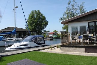 Wasser Chalet de Brekken +Sportboot