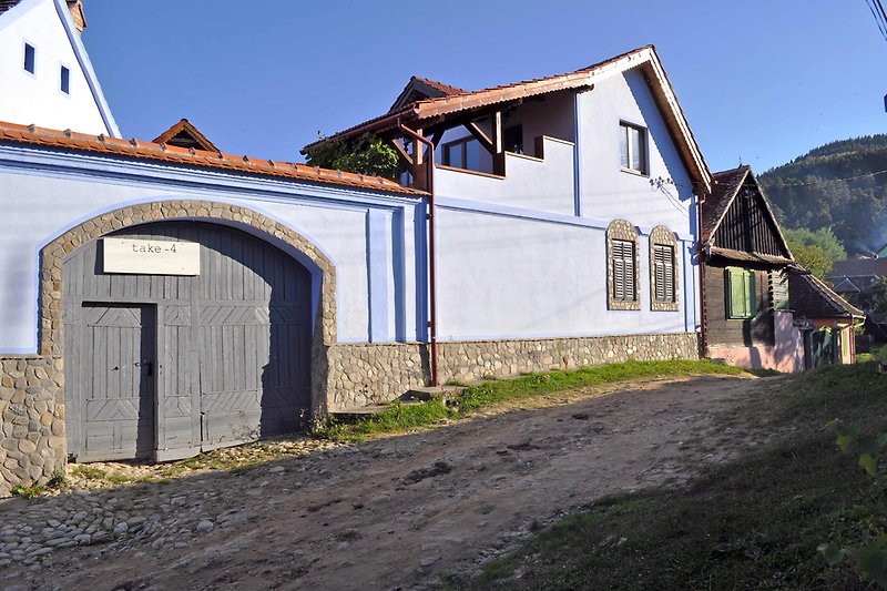 • CASA PELU • Carpathian country house rental near Sibiu Transylvania Romania