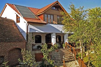 • CASA CRINA • am Fuße der Karpaten