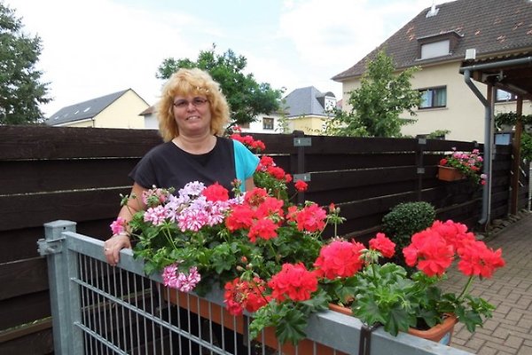 Frau A. Schach Frau A. Schach