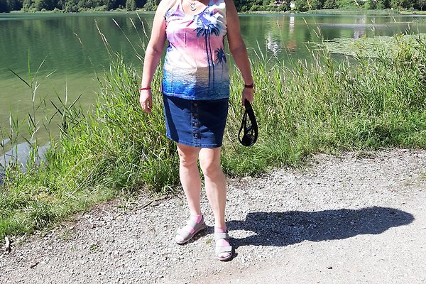 Frau A. Schach Frau A. Schach