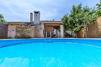 Villa 411