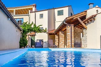 Villa 365
