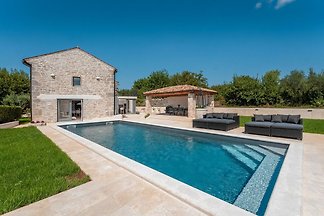 Una villa de piedra para enamorarse