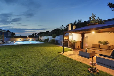 Villa Entini