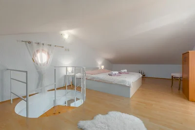 Apartment Leni